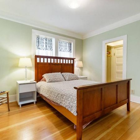 Charming 1909 St Johns Bungalow พอร์ตแลนด์ ภายนอก รูปภาพ